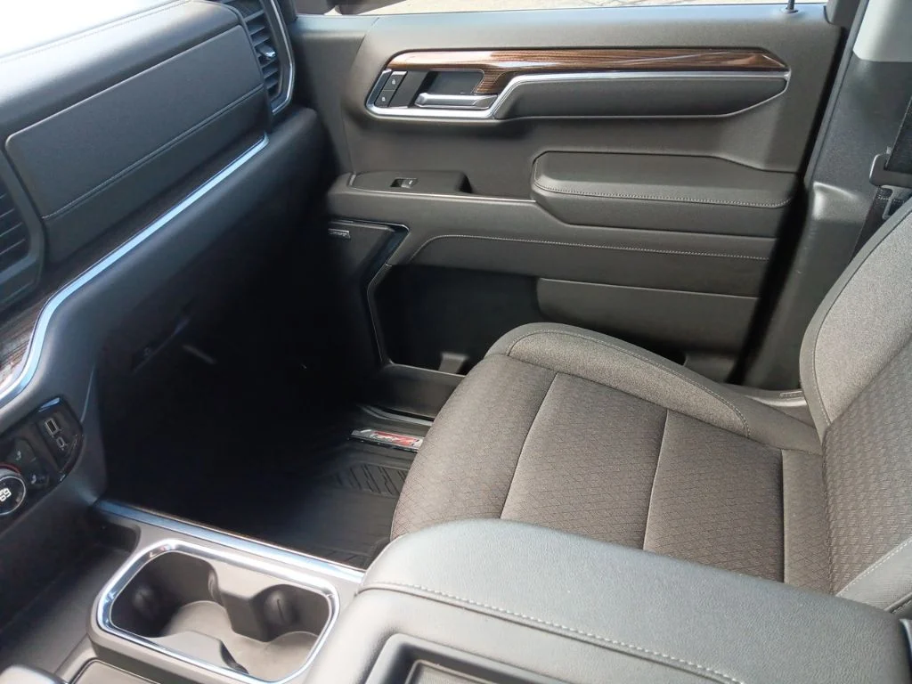 Used 2022 Red Hot Chevrolet LT Trail Boss image 24