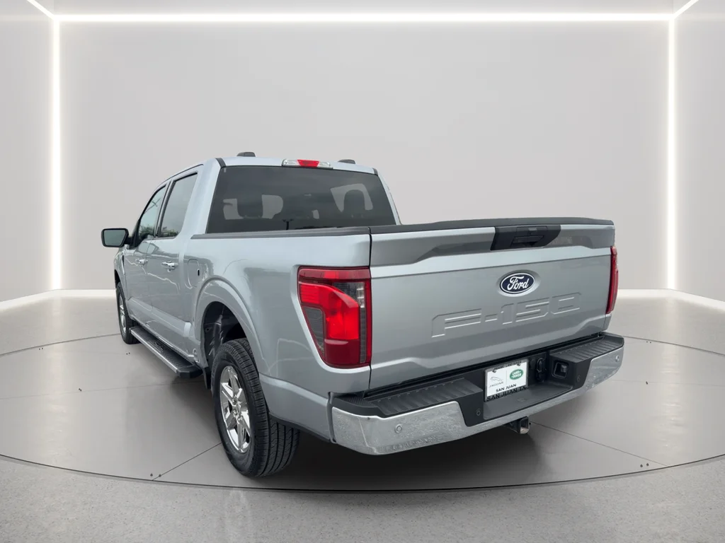 Used 2025 Silver Ford XLT image 7