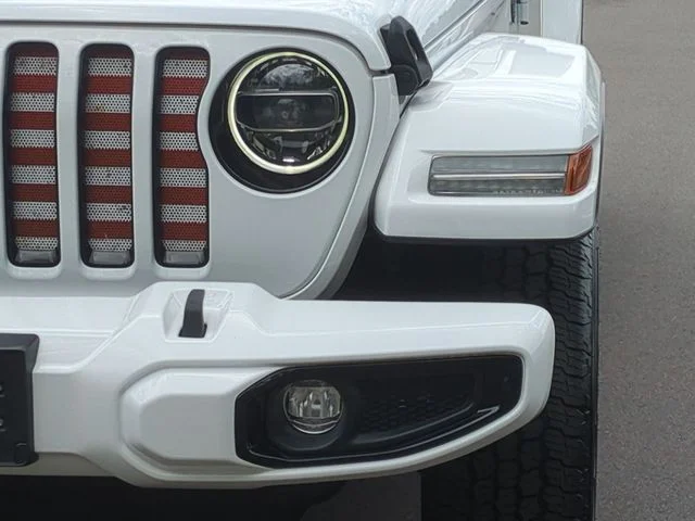 Used 2021 White Jeep Overland image 17