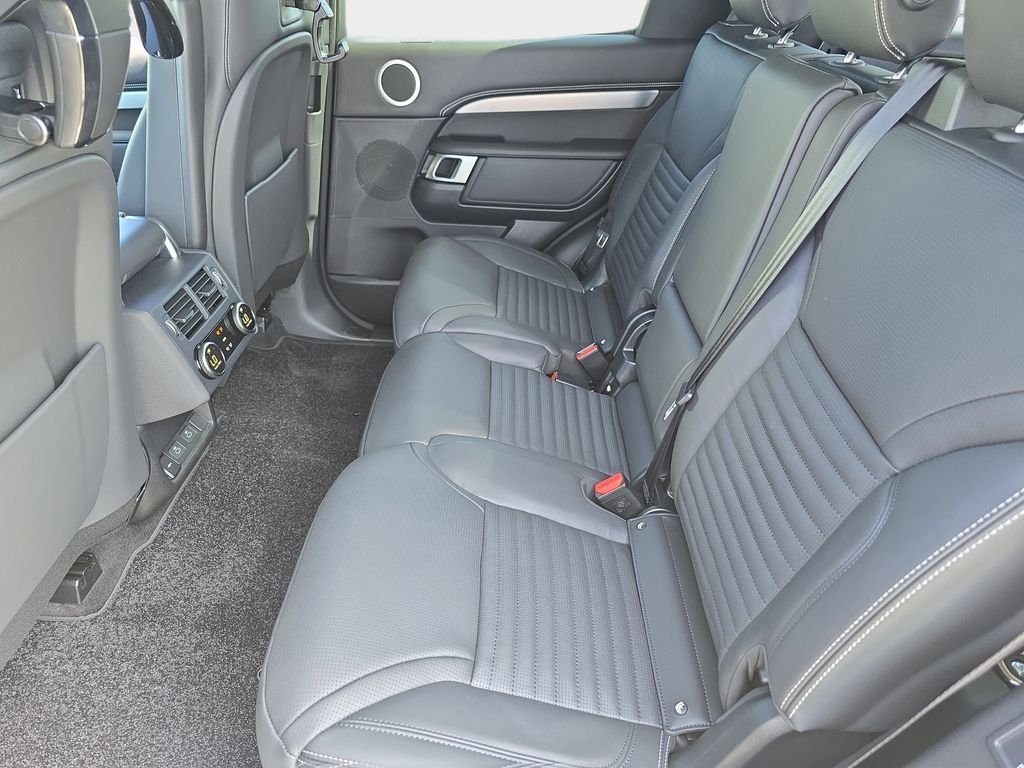 New 2026 Carpathian Grey Land Rover Tempest Edition image 16