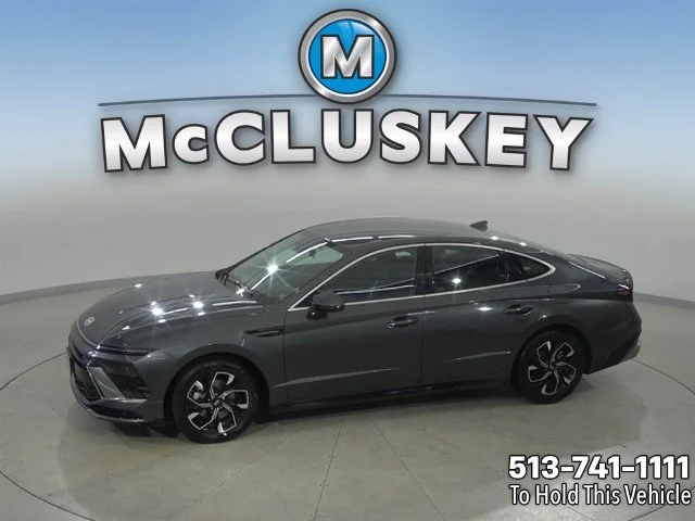 Used 2024 Gray Hyundai SEL image 31