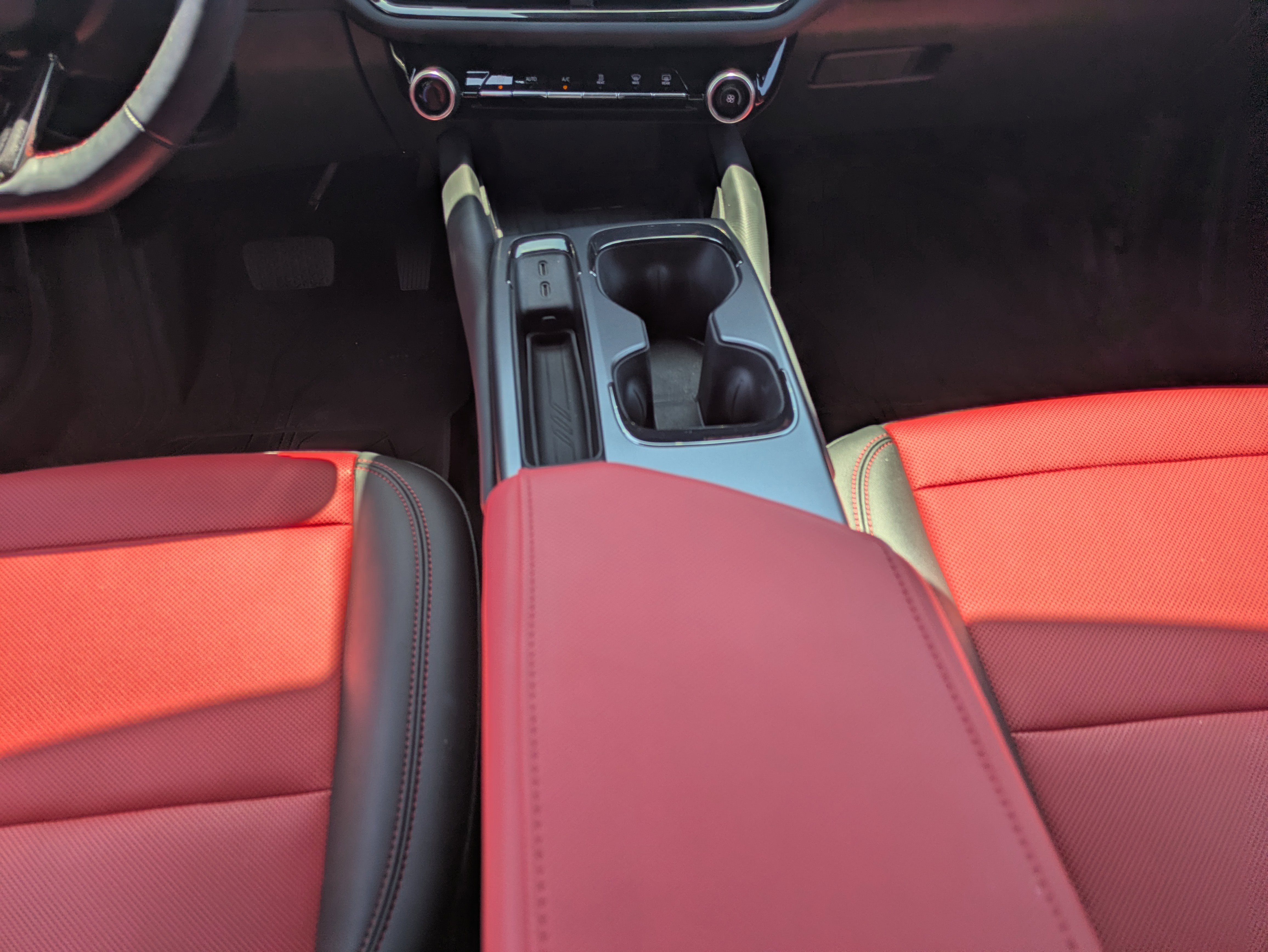 Used 2025 Habanero Orange Chevrolet RS image 14