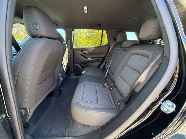2027 Chevrolet Equinox LT - Photo 23