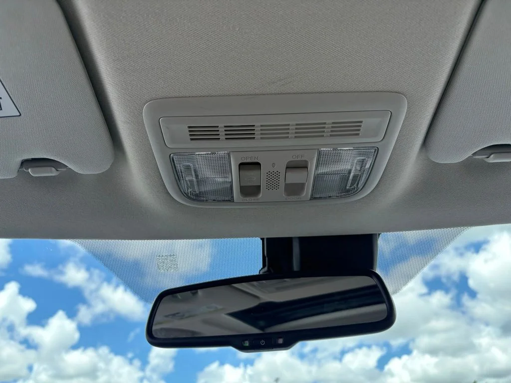 Used 2021 White Honda EX-L image 13