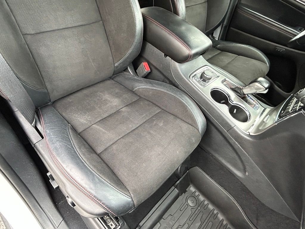 Used 2020 White Jeep Trailhawk image 46