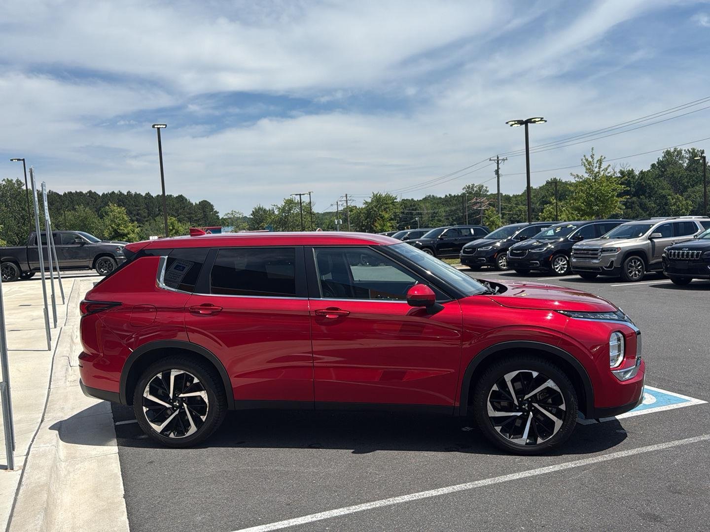 Used 2024 Red Diamond Mitsubishi SE image 5