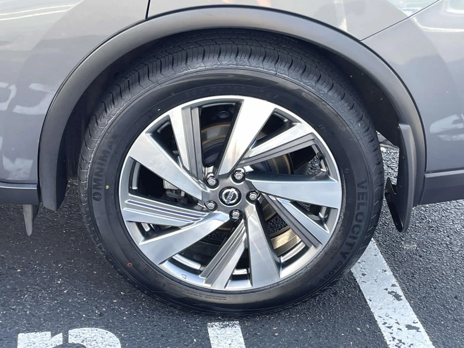 Used 2020 Gun Metallic Nissan SL image 16