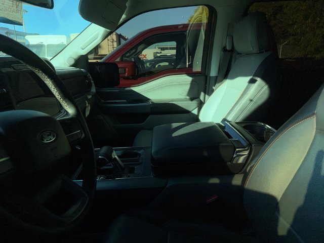 Used 2025 Gray Ford Lariat image 6