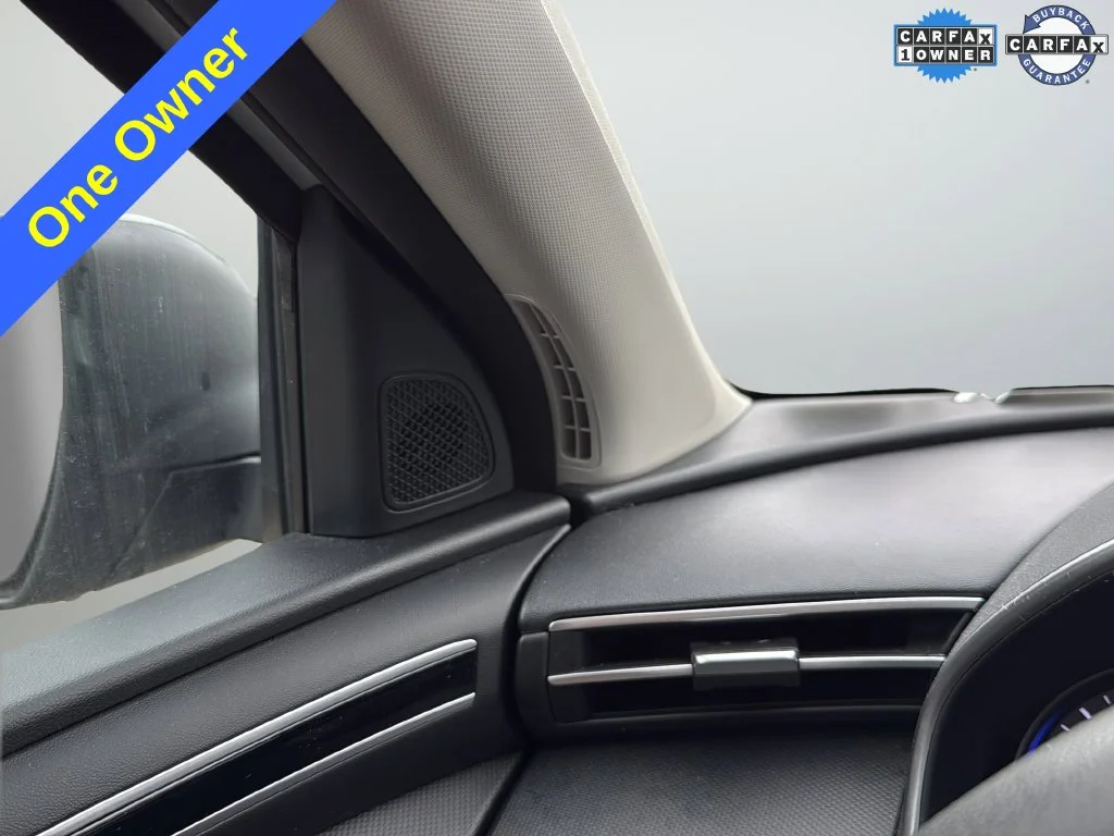 Used 2024 Silver Hyundai SE image 22