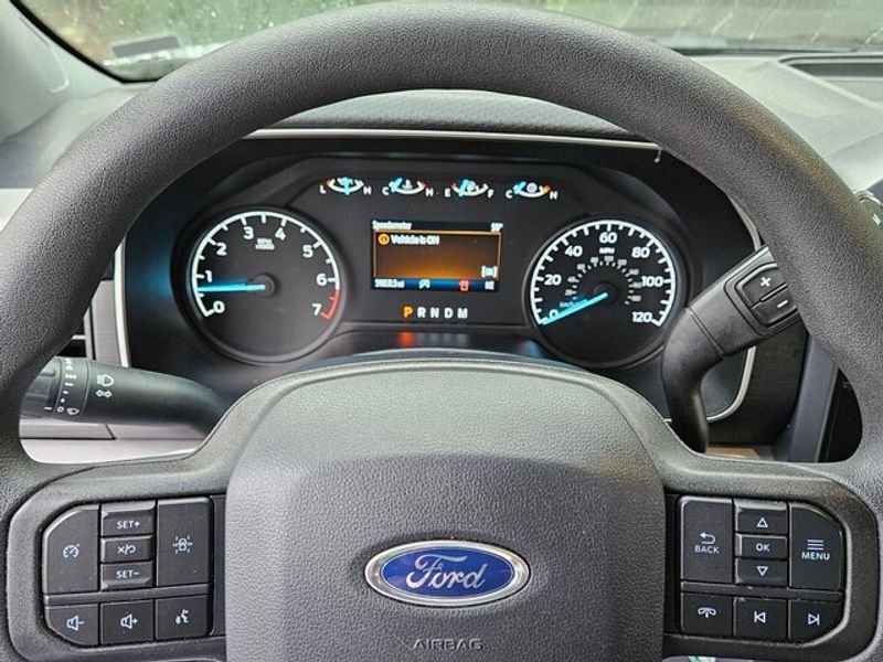 Used 2023 Oxford White Ford XLT image 16
