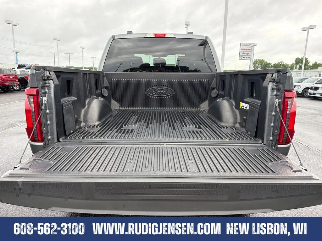 Used 2025 Gray Ford XLT image 21