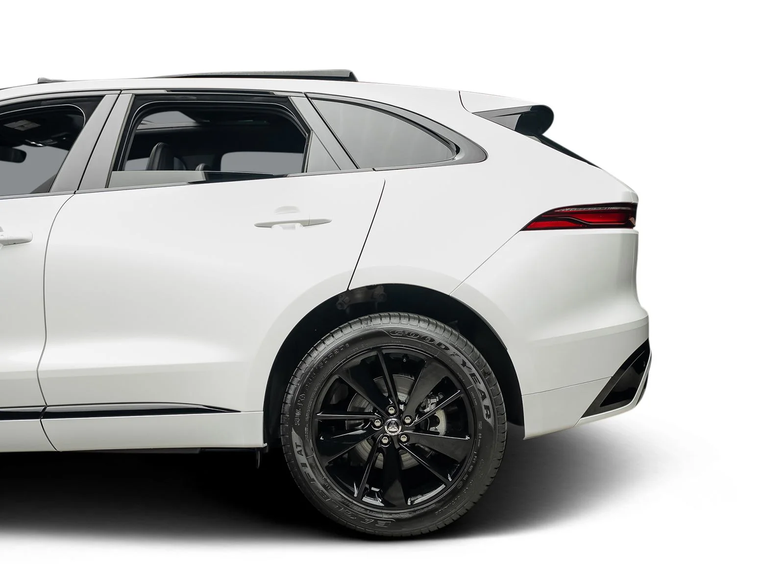 Used 2025 White Jaguar P250 R-Dynamic S image 25