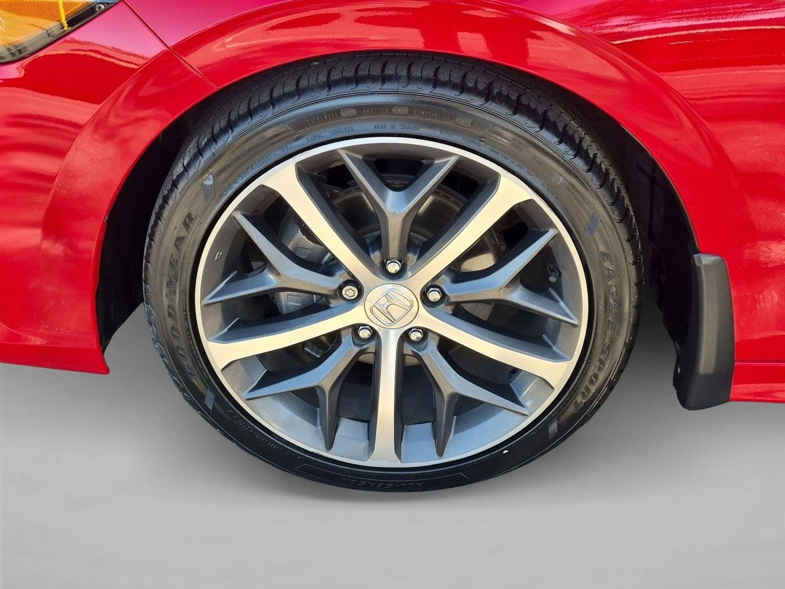 Used 2022 Red Honda Touring image 23