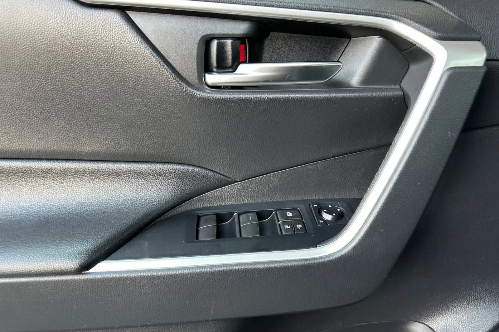 Used 2020 Blueprint Toyota XLE image 12