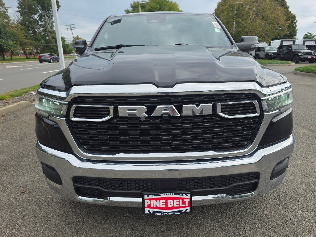 New 2026 Diamond Black Crystal Pearl-Coat Exterior Paint RAM Big Horn/Lone Star image 9