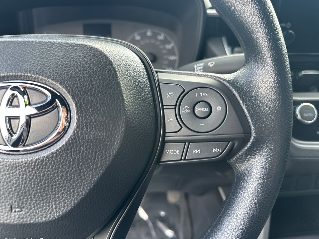 Used 2025 Silver Toyota Hybrid S image 20