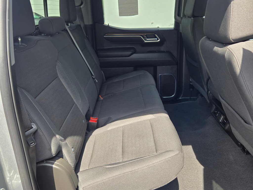 2025 Chevrolet Silverado 1500 LT - Photo 11