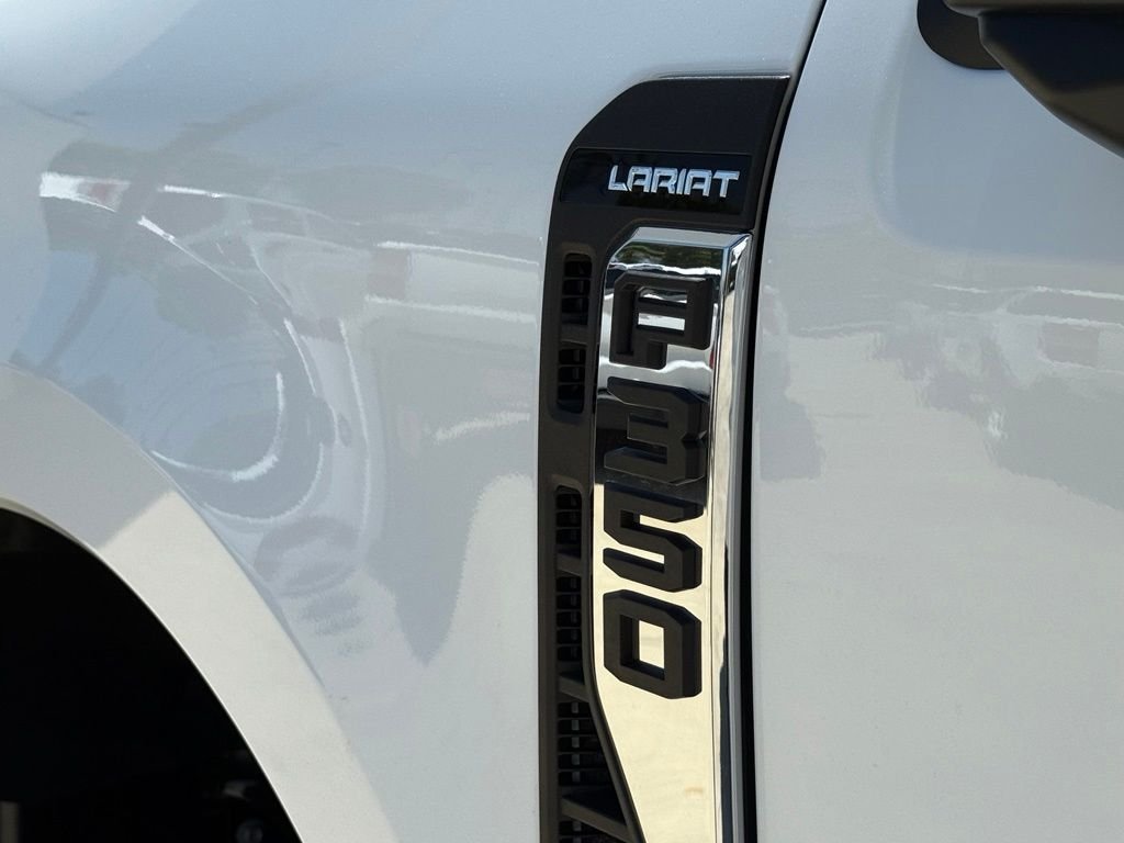 New 2026 Oxford White Ford F-350® Lariat® image 19