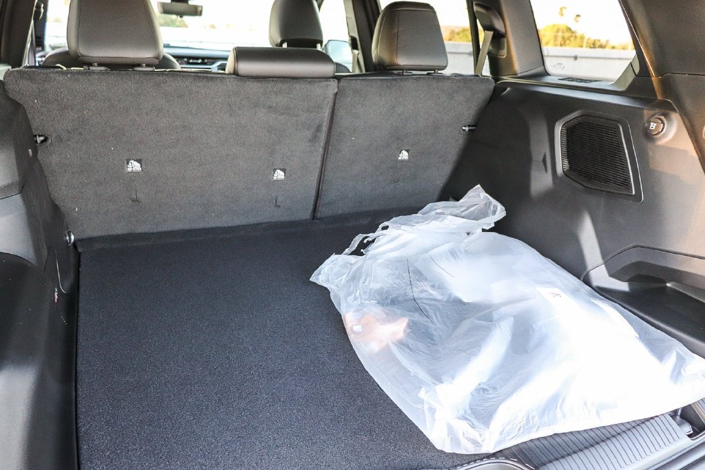 New 2026 Sting-Gray Clearcoat Jeep Overland image 28