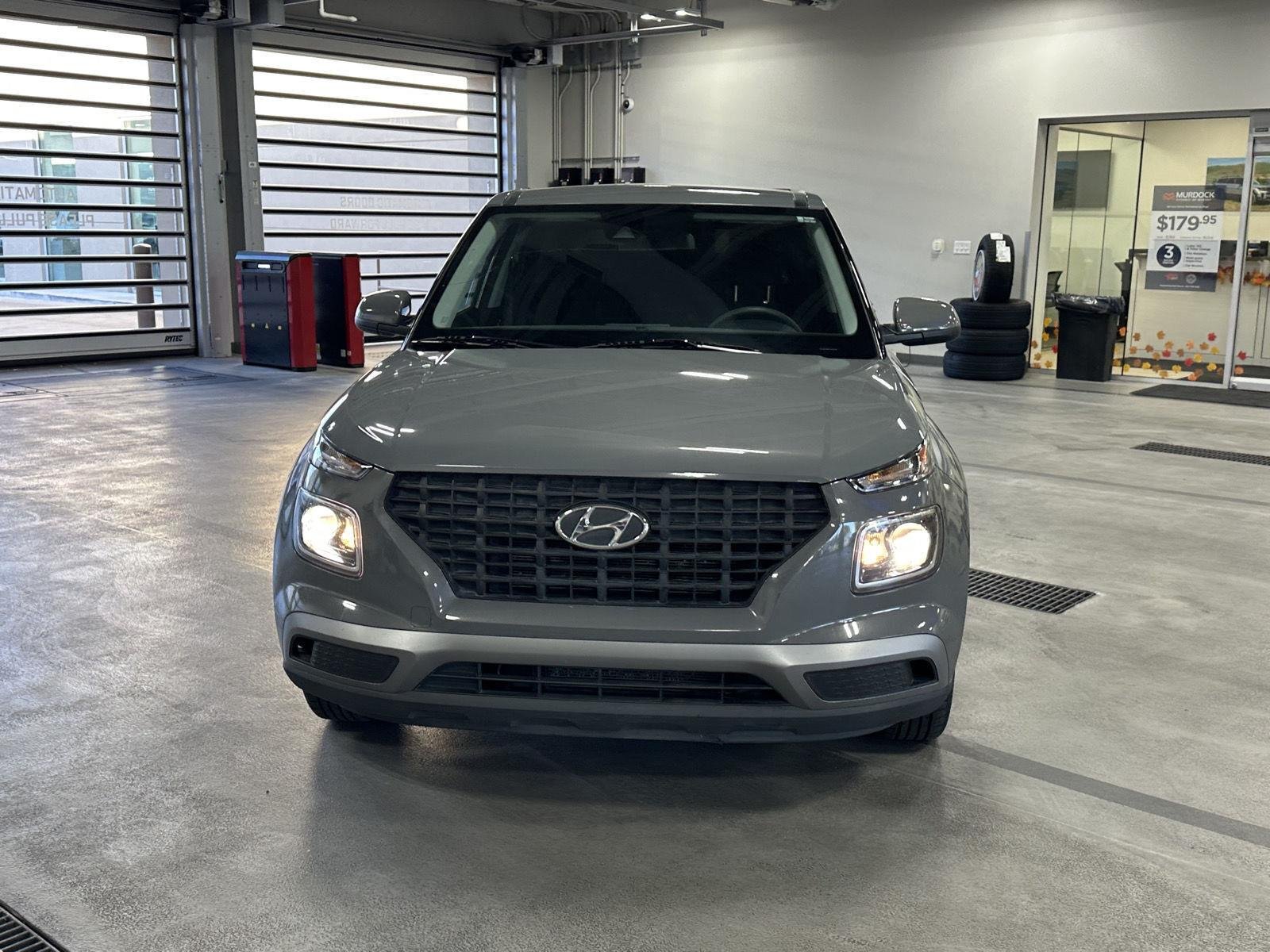 Certified Used 2022 Galactic Gray Hyundai SE image 16