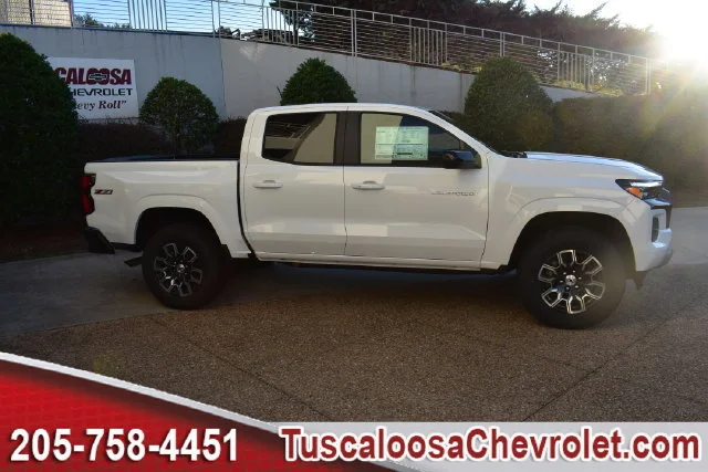 2026 Chevrolet Colorado Z71 - Photo 11