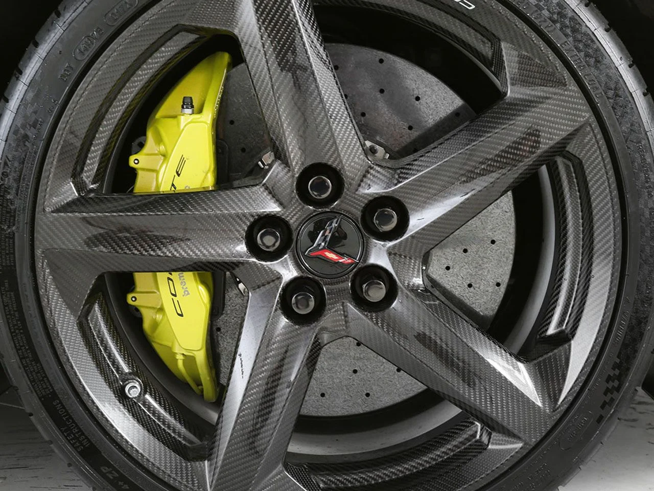 Used 2023 Yellow Chevrolet Z06 image 11