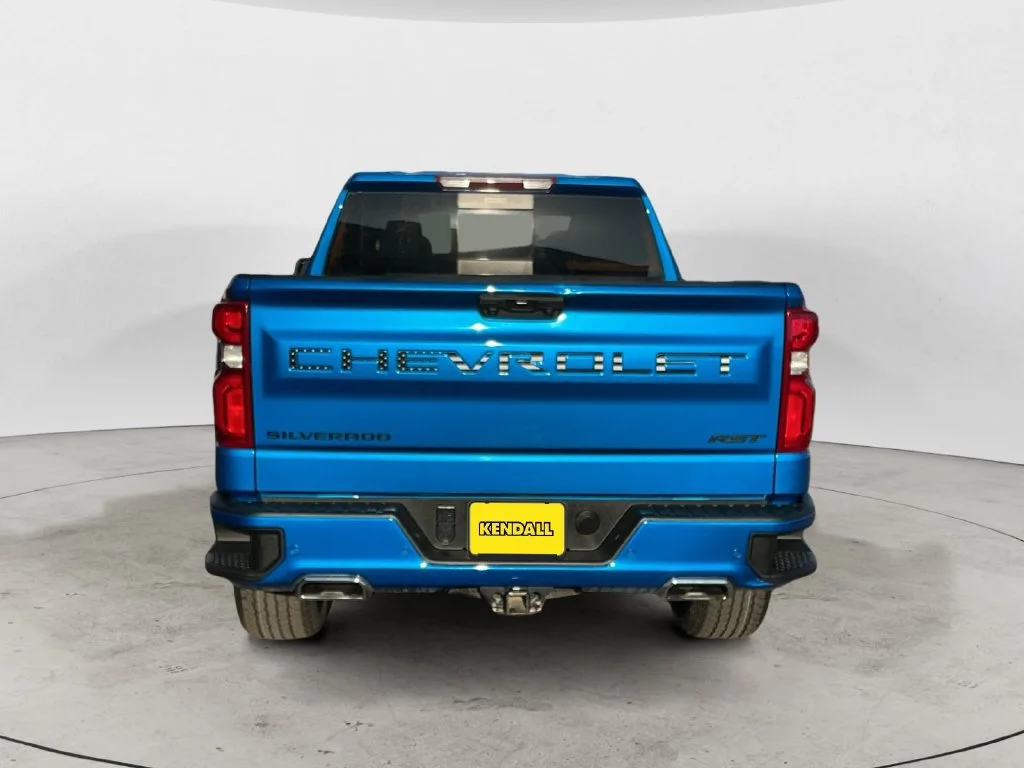 Used 2022 GLACIER BLUE METALLIC Chevrolet RST image 10
