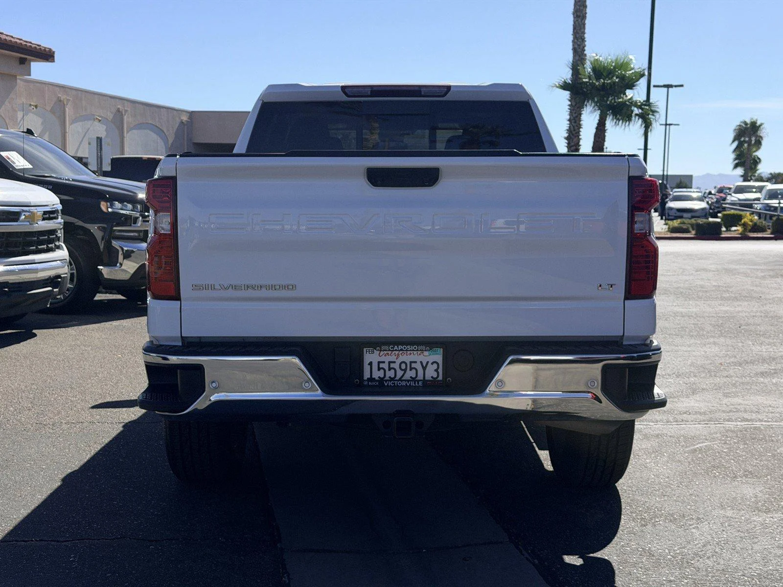 Used 2024 Summit White Chevrolet LT image 5