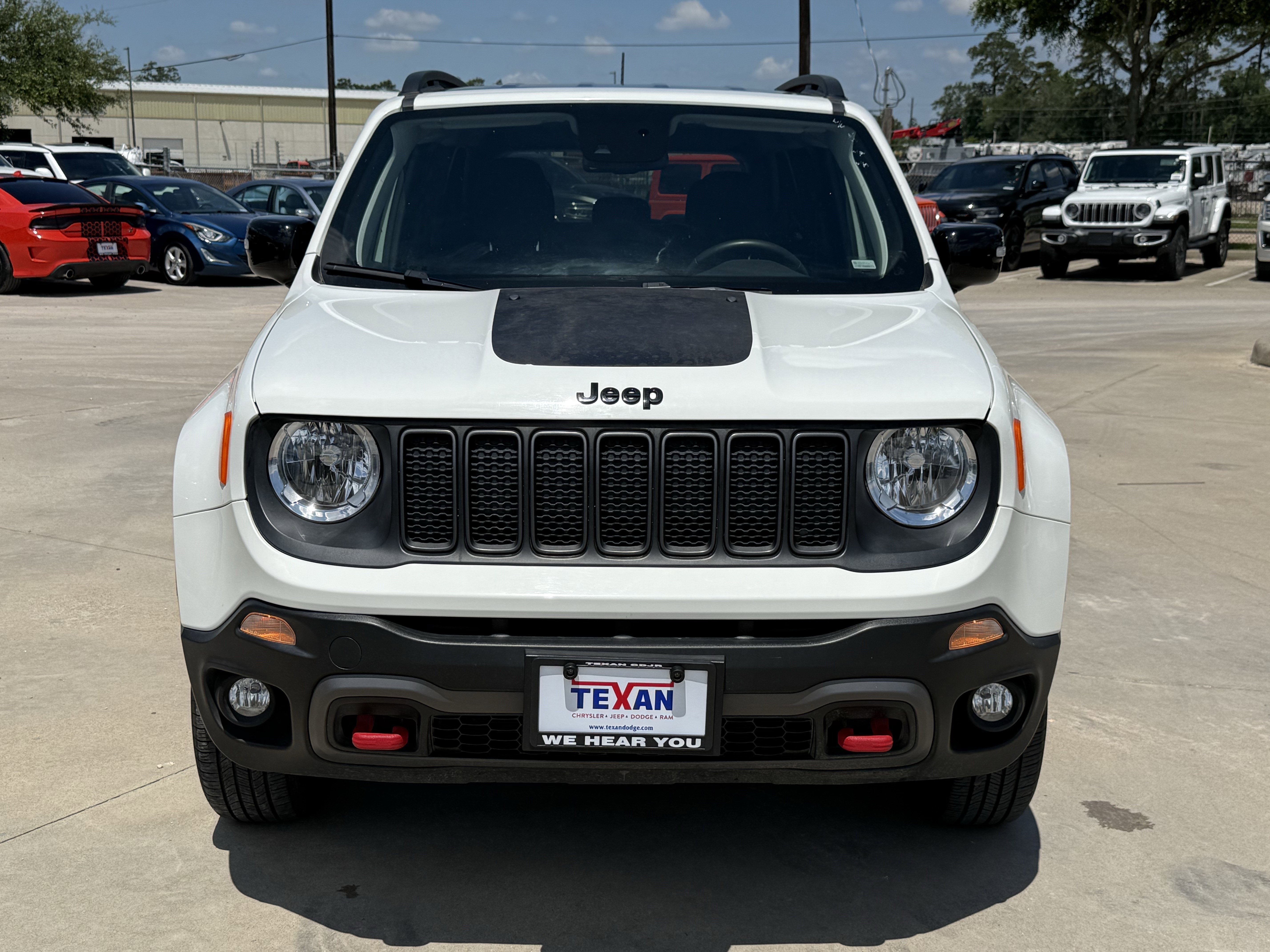 Used 2023 Alpine White Clearcoat Jeep Trailhawk image 10