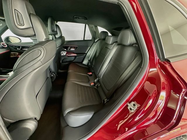 Used 2026 Red Mercedes-Benz GLC 300 image 24