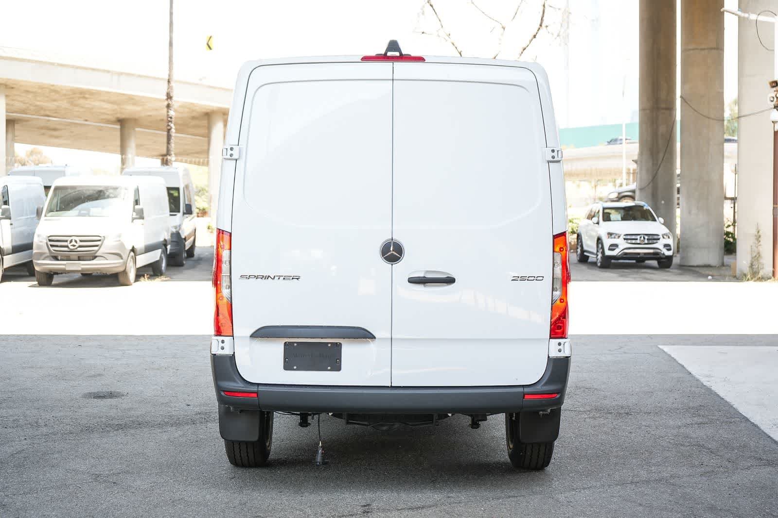 New 2026 Arctic White Mercedes-Benz Cargo 144 WB  RWD 2.0L 4-Cylinder image 38