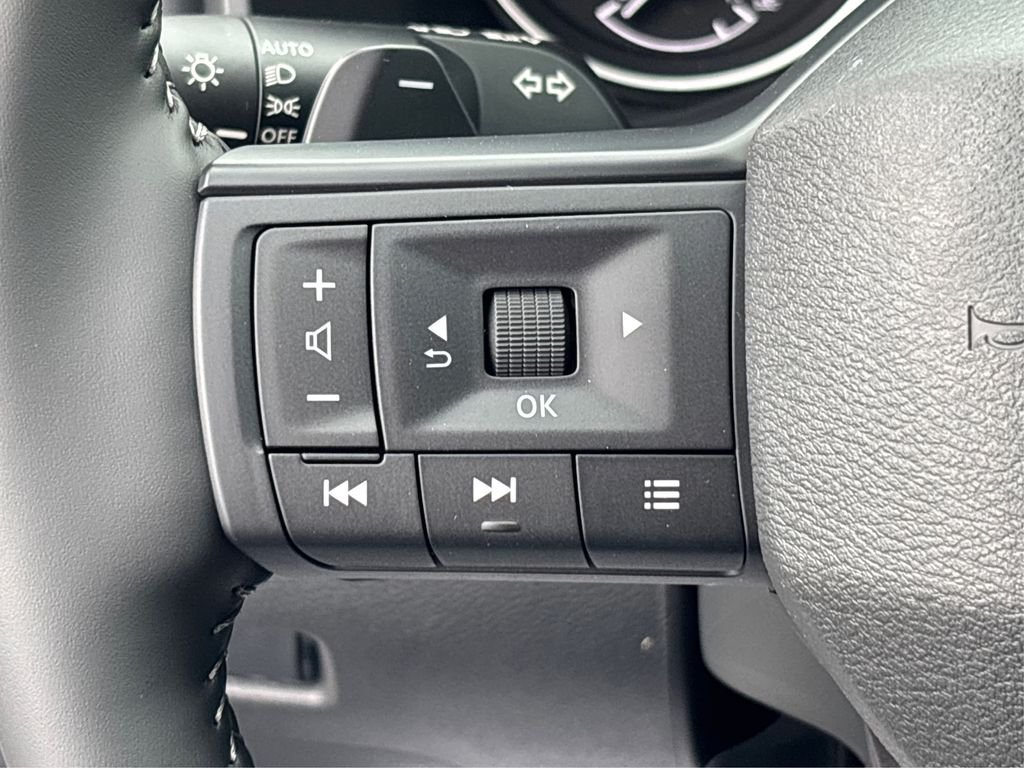 2026 Nissan Rogue SV - Photo 18