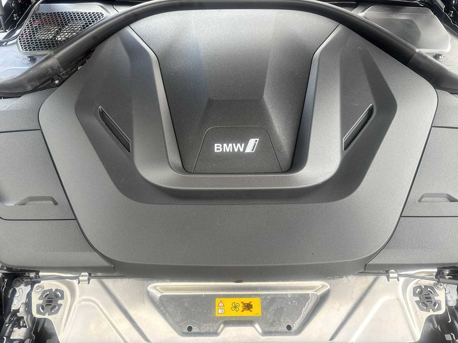 Used 2023 Black Sapphire Metallic BMW eDrive35 image 13