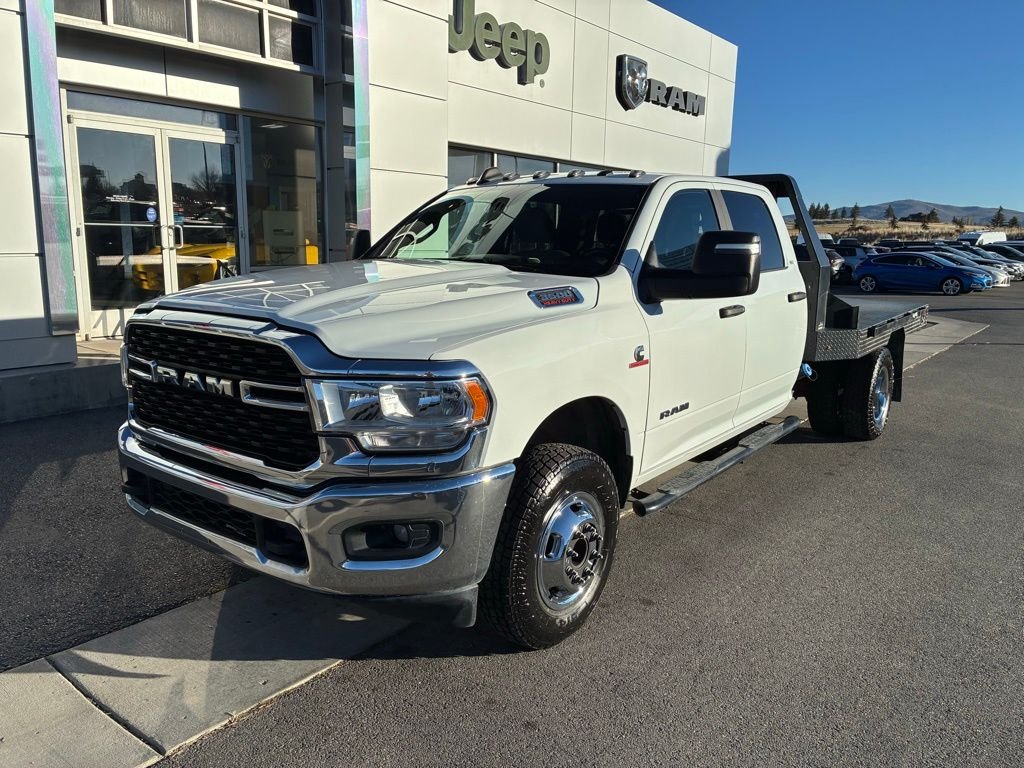 2024 RAM Ram 3500 Chassis Cab SLT