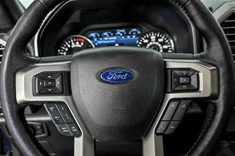 Used 2015 Blue Jeans Metallic Ford Platinum image 22