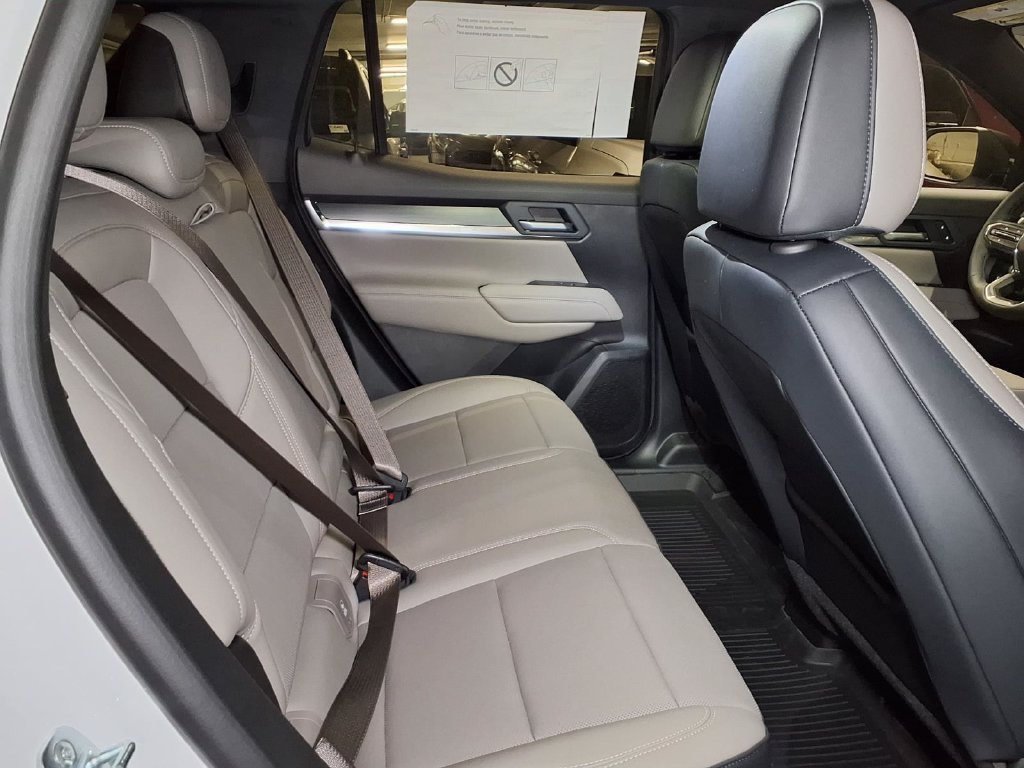 2027 GMC Terrain Elevation - Photo 7