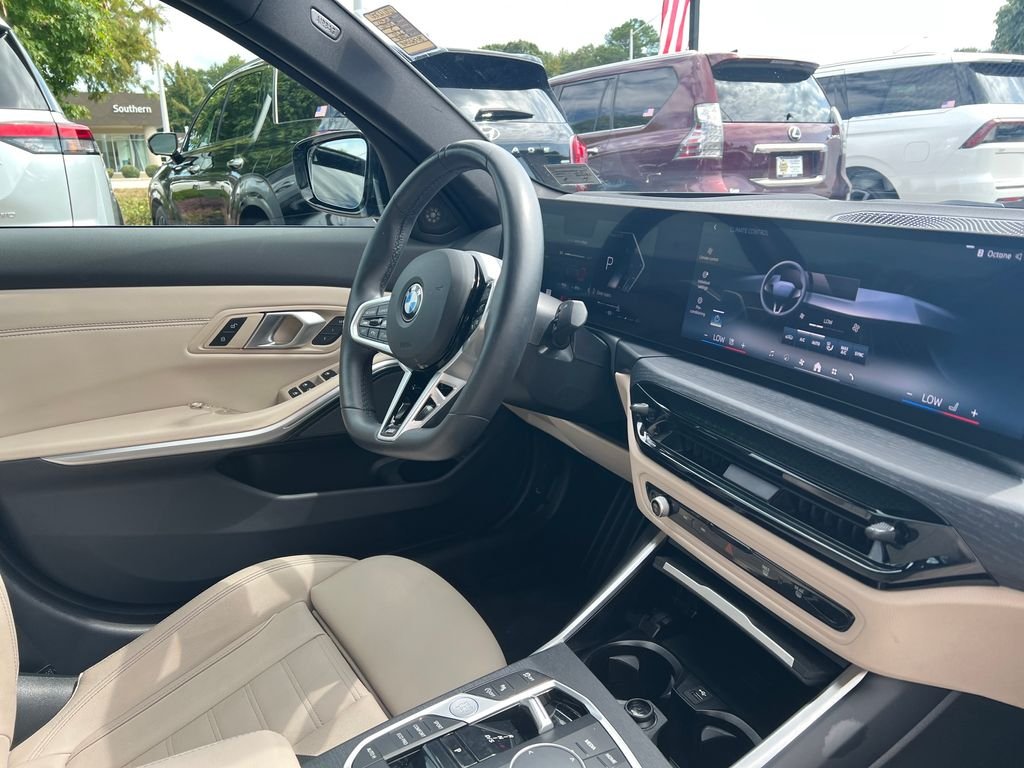 2025 BMW 3 Series 330i - Photo 31