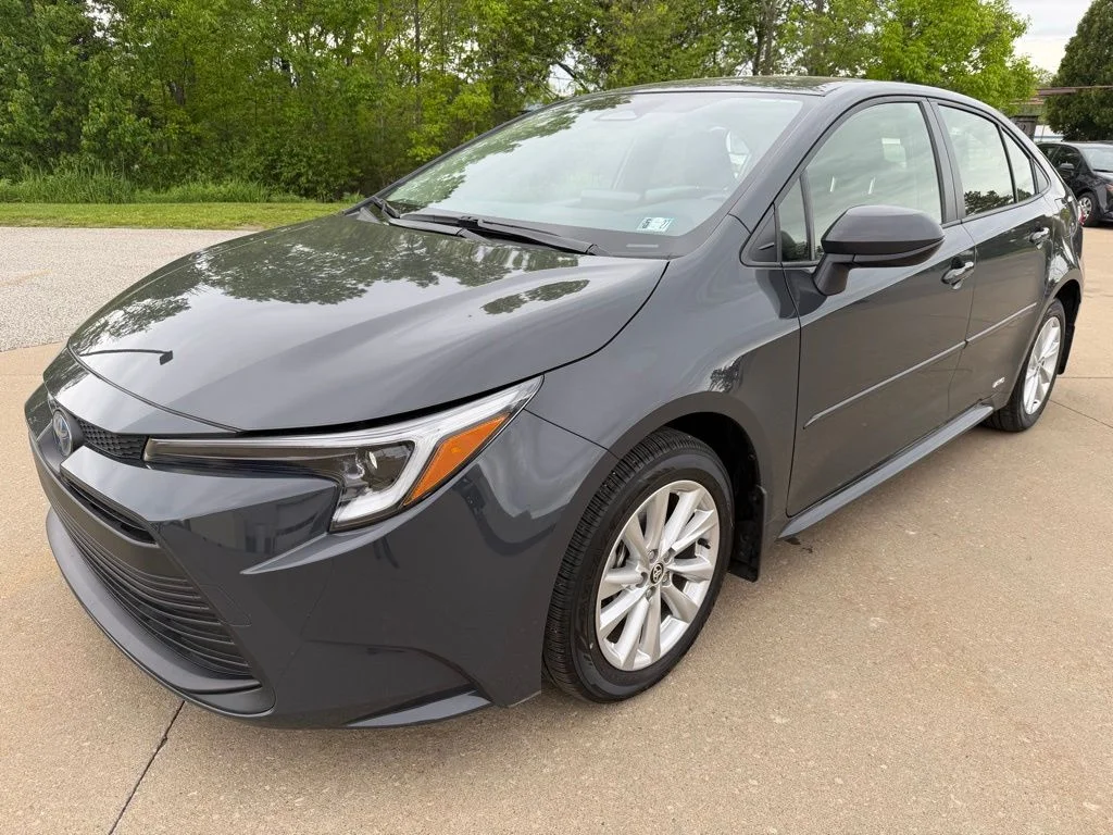2025 Toyota Corolla LE Hybrid CVT AWD's photo