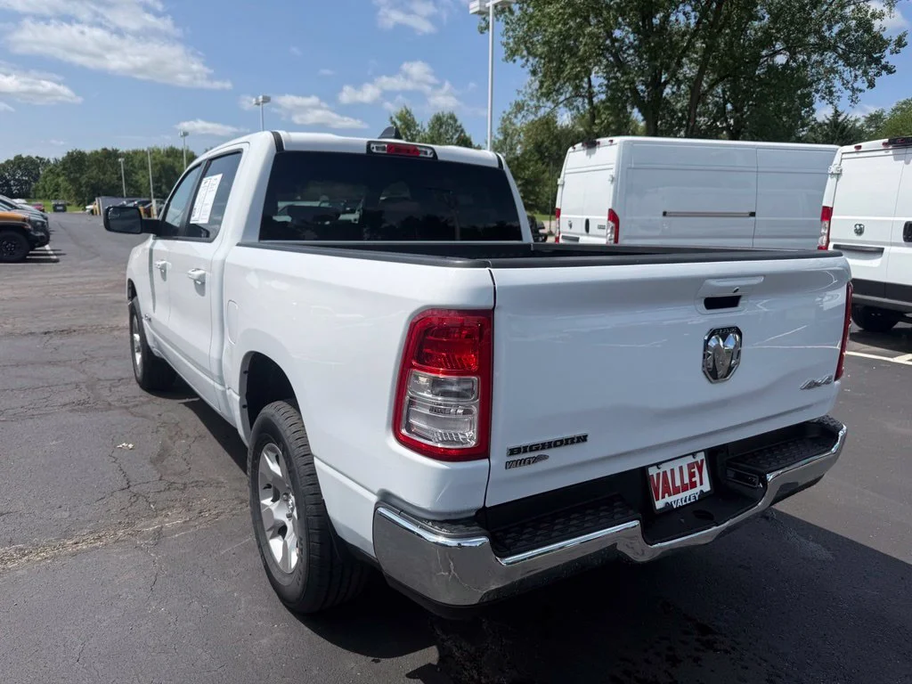 Used 2022 White Ram Big Horn/Lone Star image 6