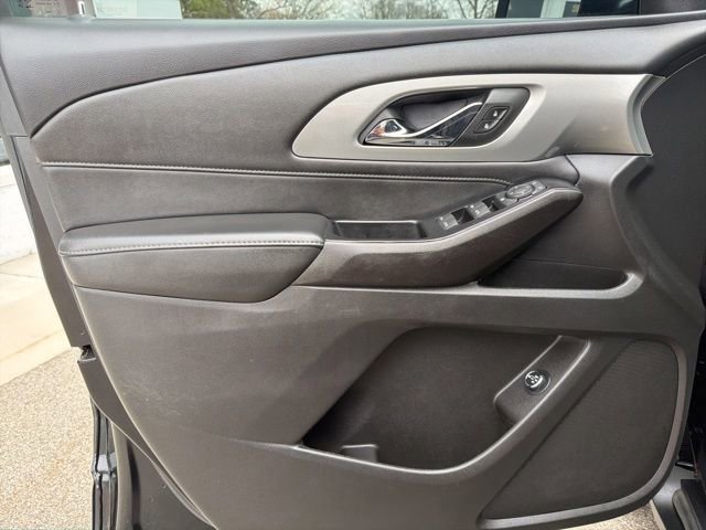 Certified Used 2023 Mosaic Black Metallic Chevrolet LT Cloth image 21
