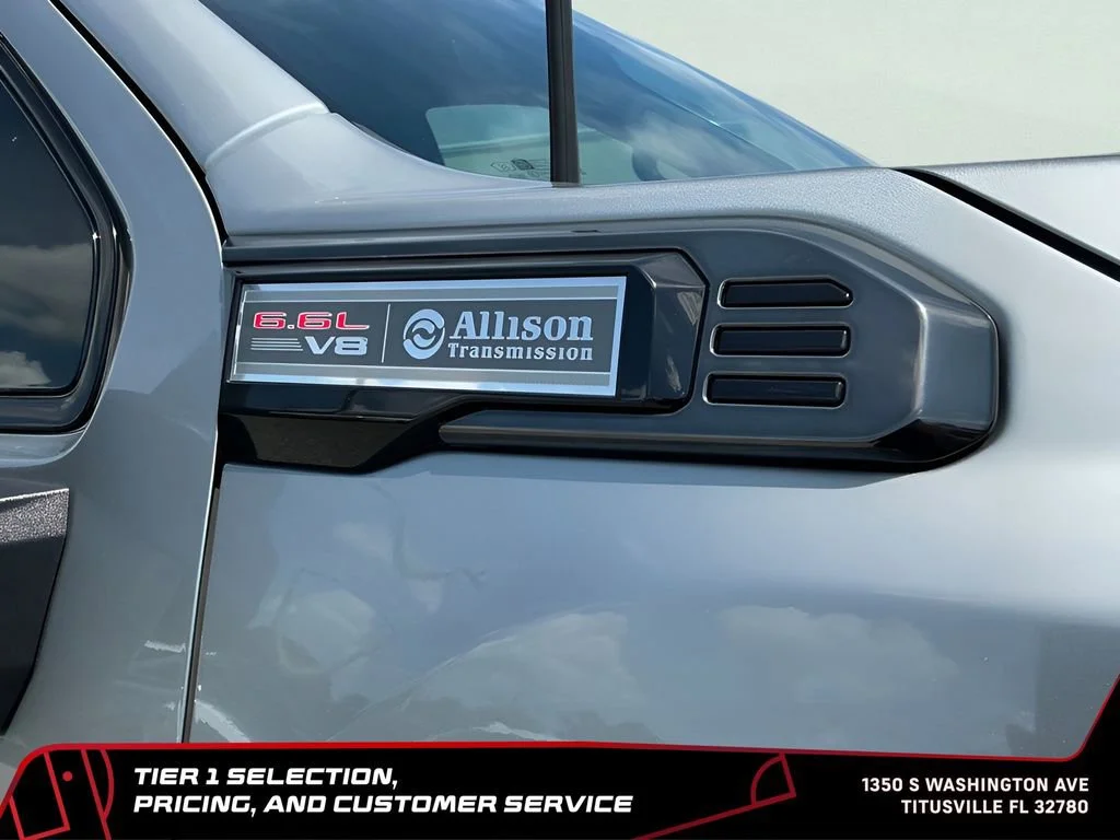 Used 2024 Sterling Metallic GMC AT4 image 47
