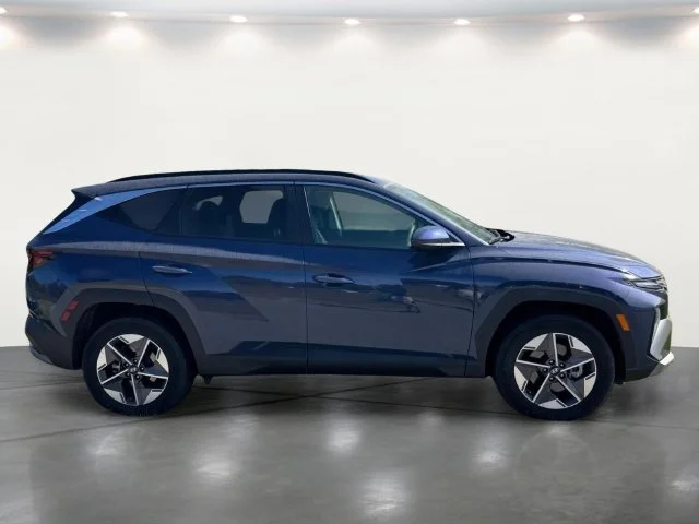 Used 2025 Blue Hyundai SEL image 11