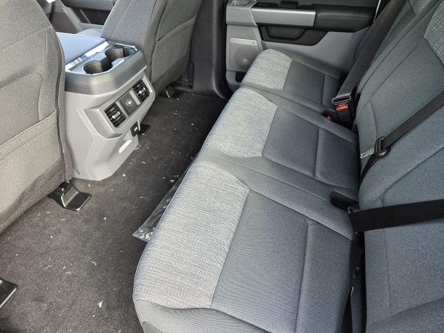 New 2026 Oxford White Ford F-250® XLT image 38