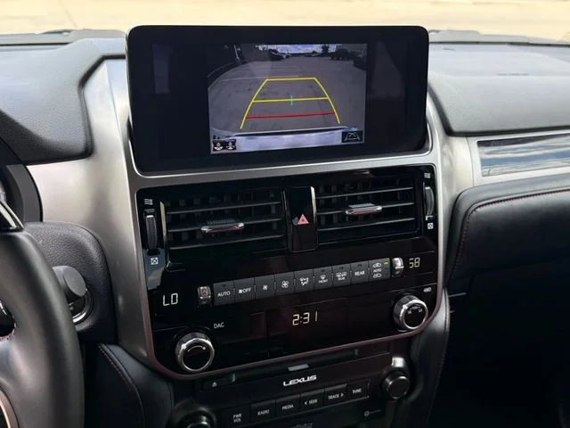 Used 2023 White Lexus 460 image 18