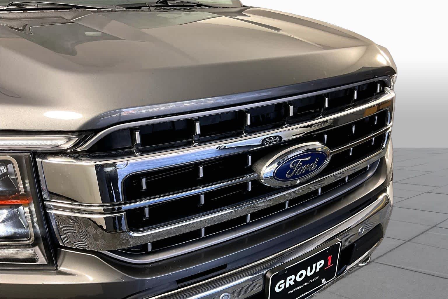 Certified Used 2022 Carbonized Gray Ford LARIAT image 28