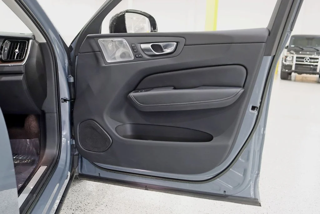 Used 2023 Gray Volvo Ultimate image 36