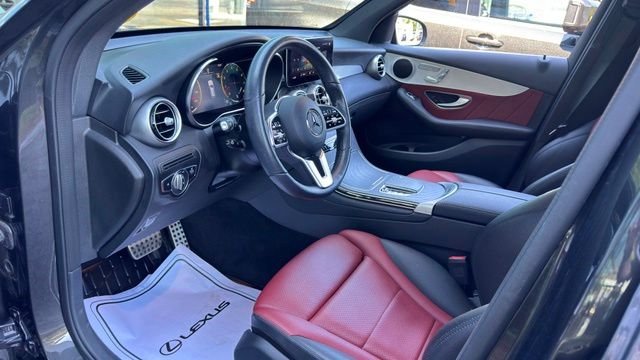 Used 2022 Gray Mercedes-Benz GLC 300 image 14
