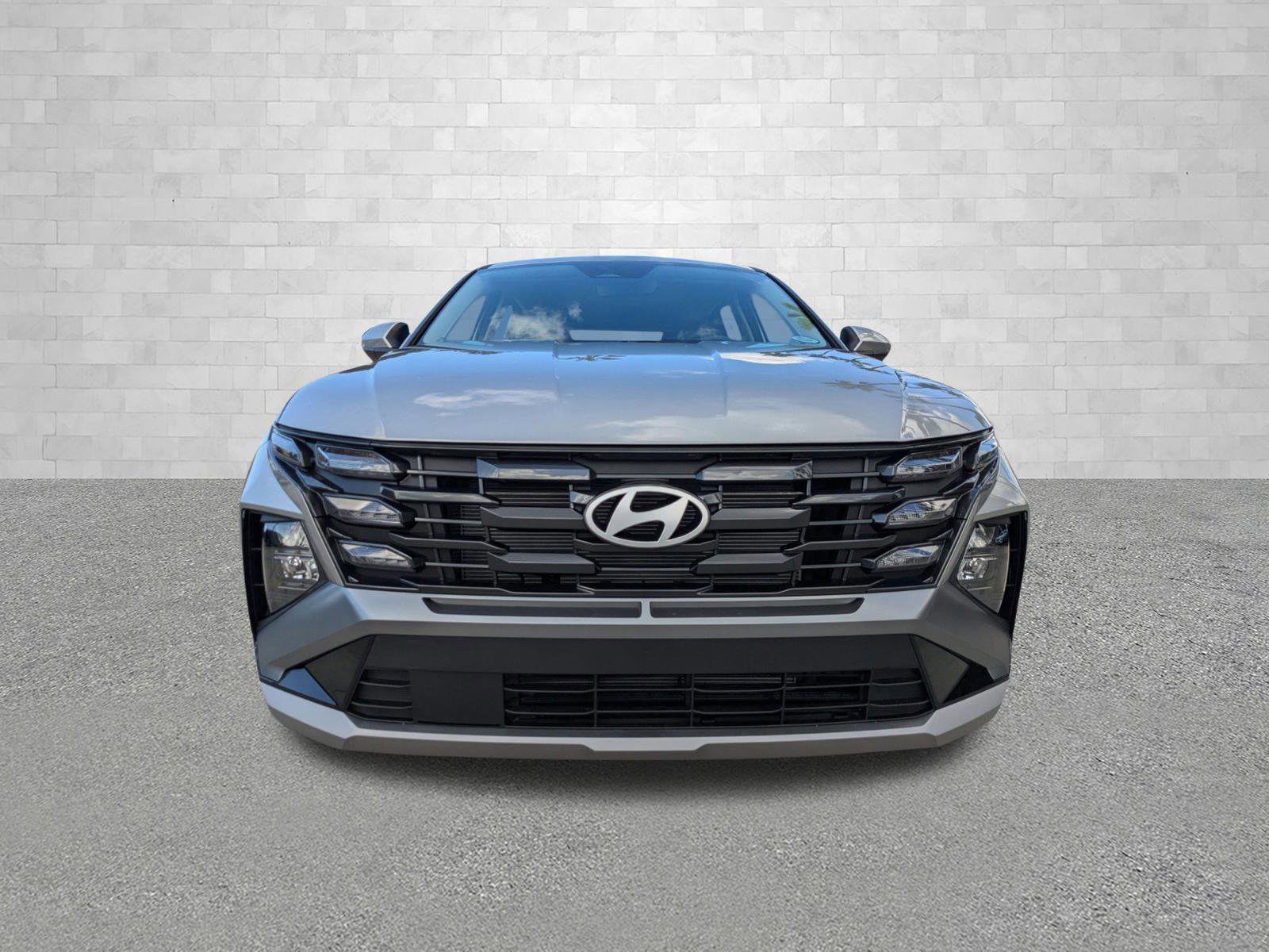 New 2026 Shimmering Silver Hyundai SE FWD image 6