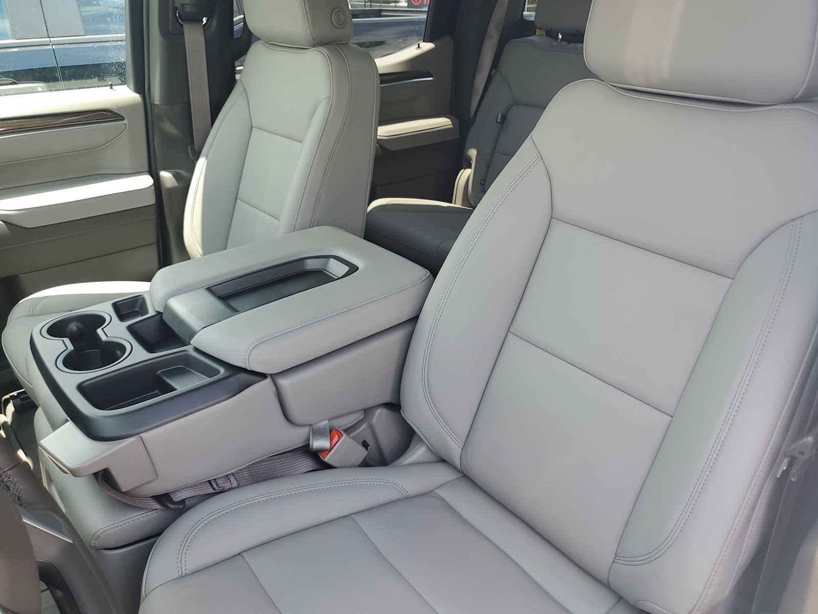 New 2026 Summit White Chevrolet LT image 14