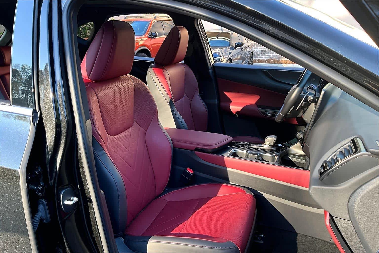 2024 Lexus NX Hybrid 350h - Photo 9